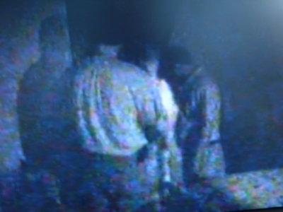 4/09 Apparition appears between investigators